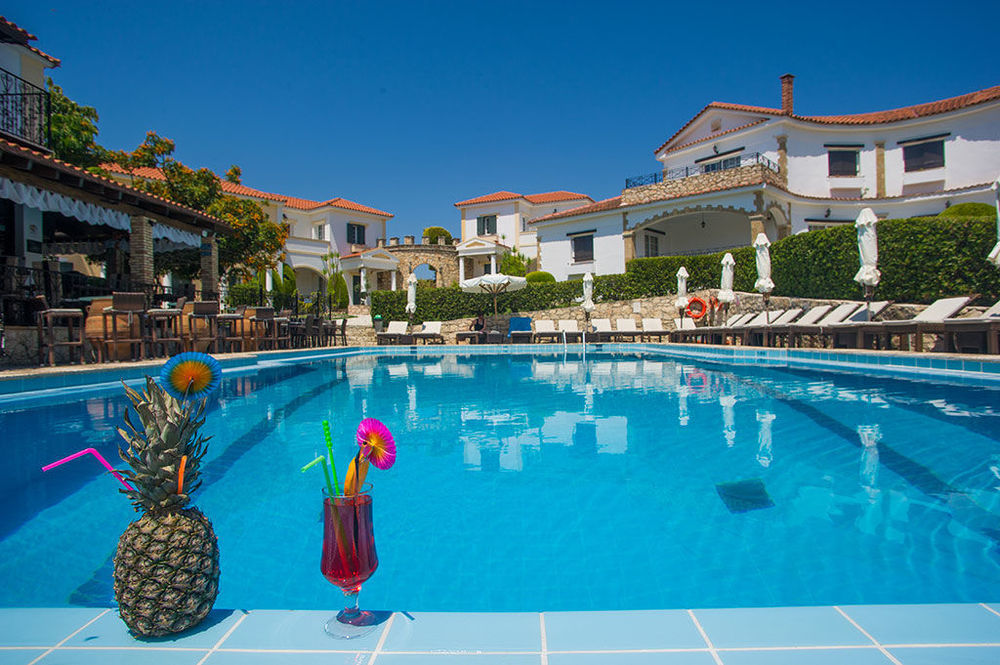 Anagenessis Village Hotel 3*