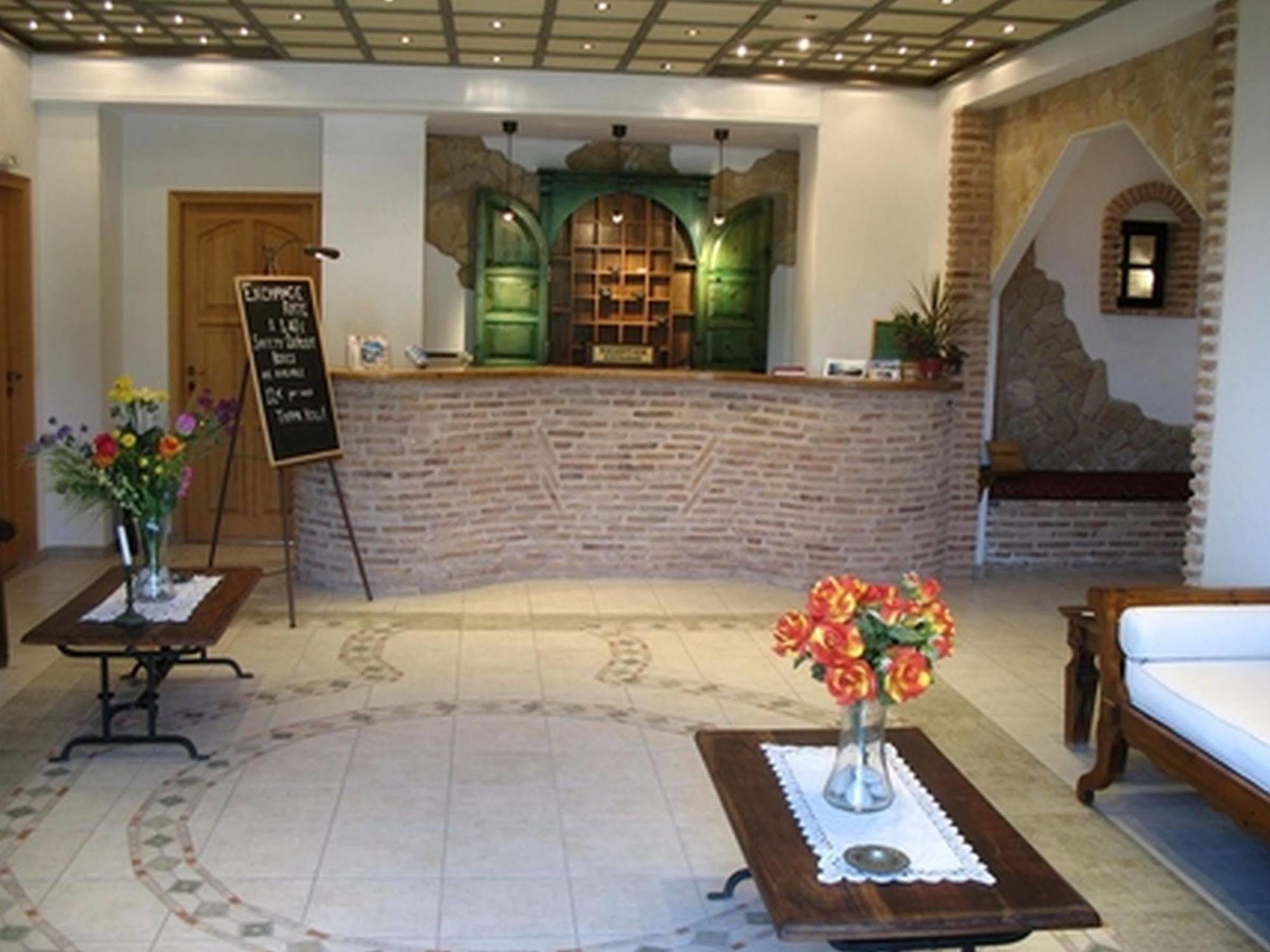 Anagenessis Village Hotel 3*